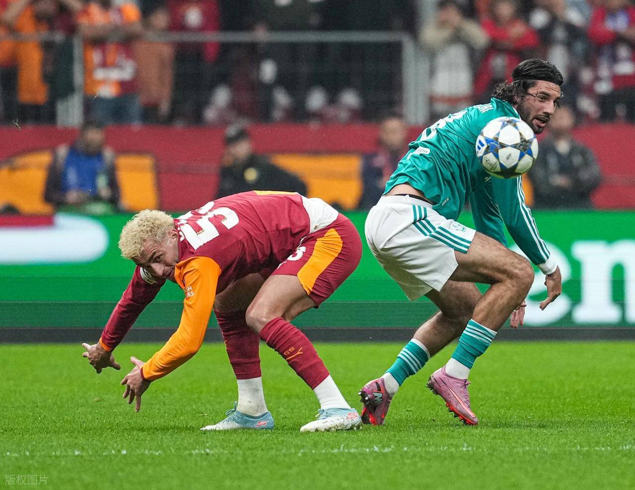 利物浦迎法国杯关键赛，集结日复出首秀，更衣室稳定，临场指挥获称赞 -天博棋牌